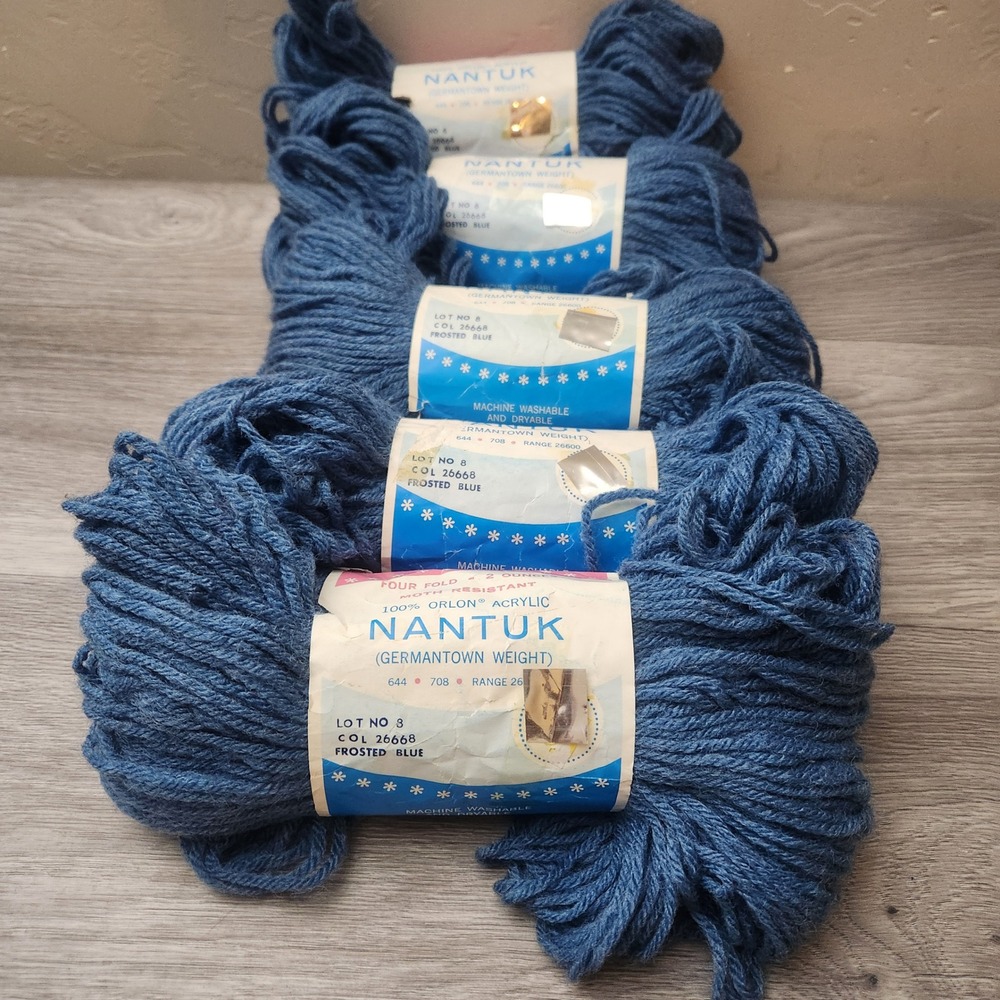 Vintage Penneys Frosted Blue Nantuk Yarn 8oz Germantown Weight Orlon Acrylic - Picture 3 of 12